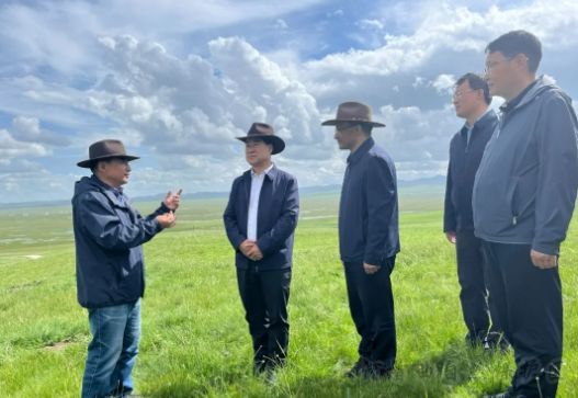 何谋保到黄河首曲保护区调研湿地保护和若尔盖国建公园创建情况